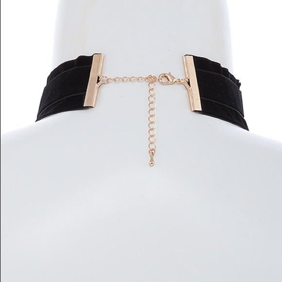 Black and Gray Choker with Rhinestone Medallion - Picture 3 of 6